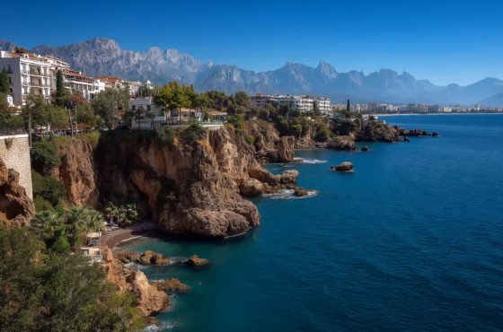 Antalya – Türkische Riviera zwischen Kultur, Küste und Komfort